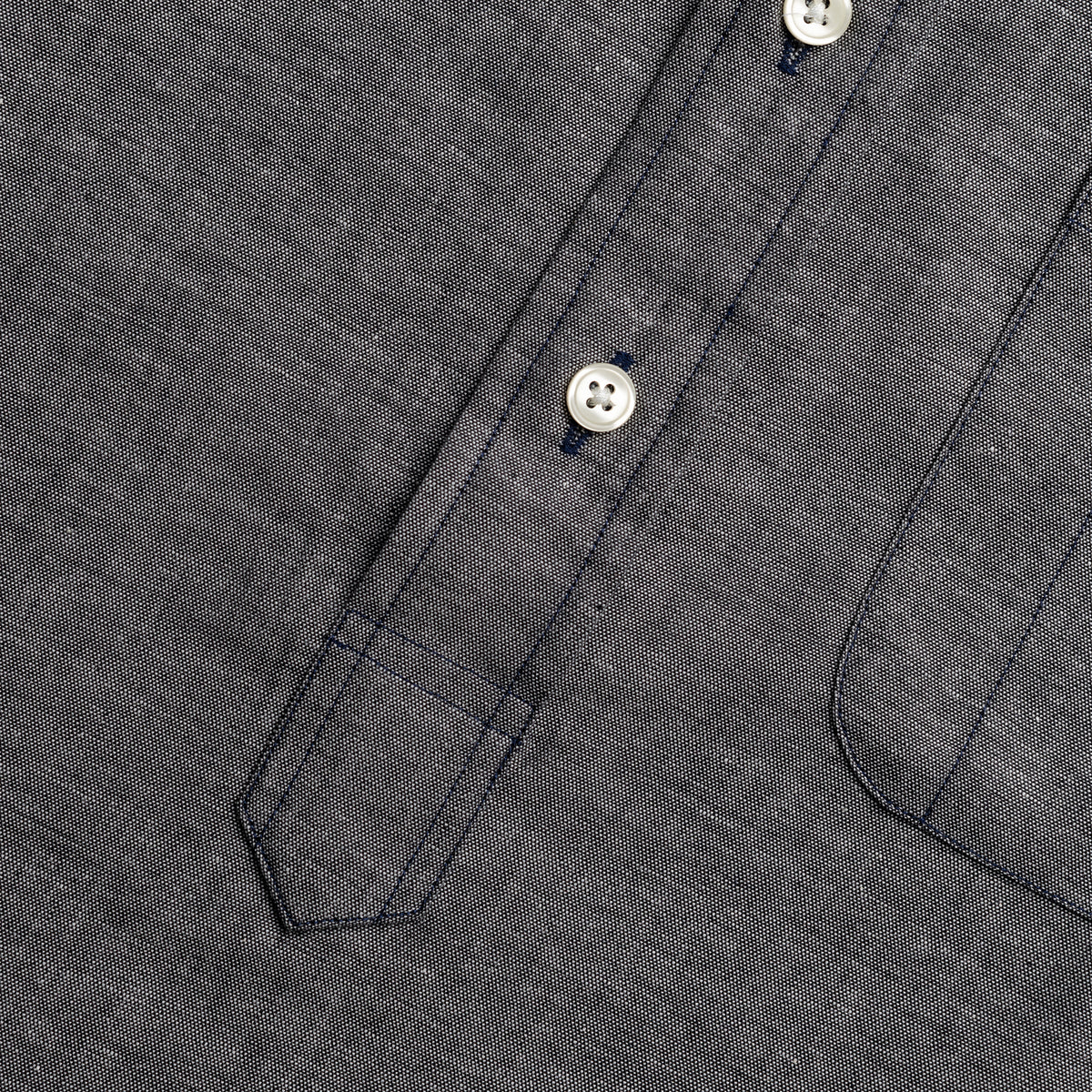 CHAMBRAY BANDED COLLAR SHORT SLEEVE POPOVER SHIRT