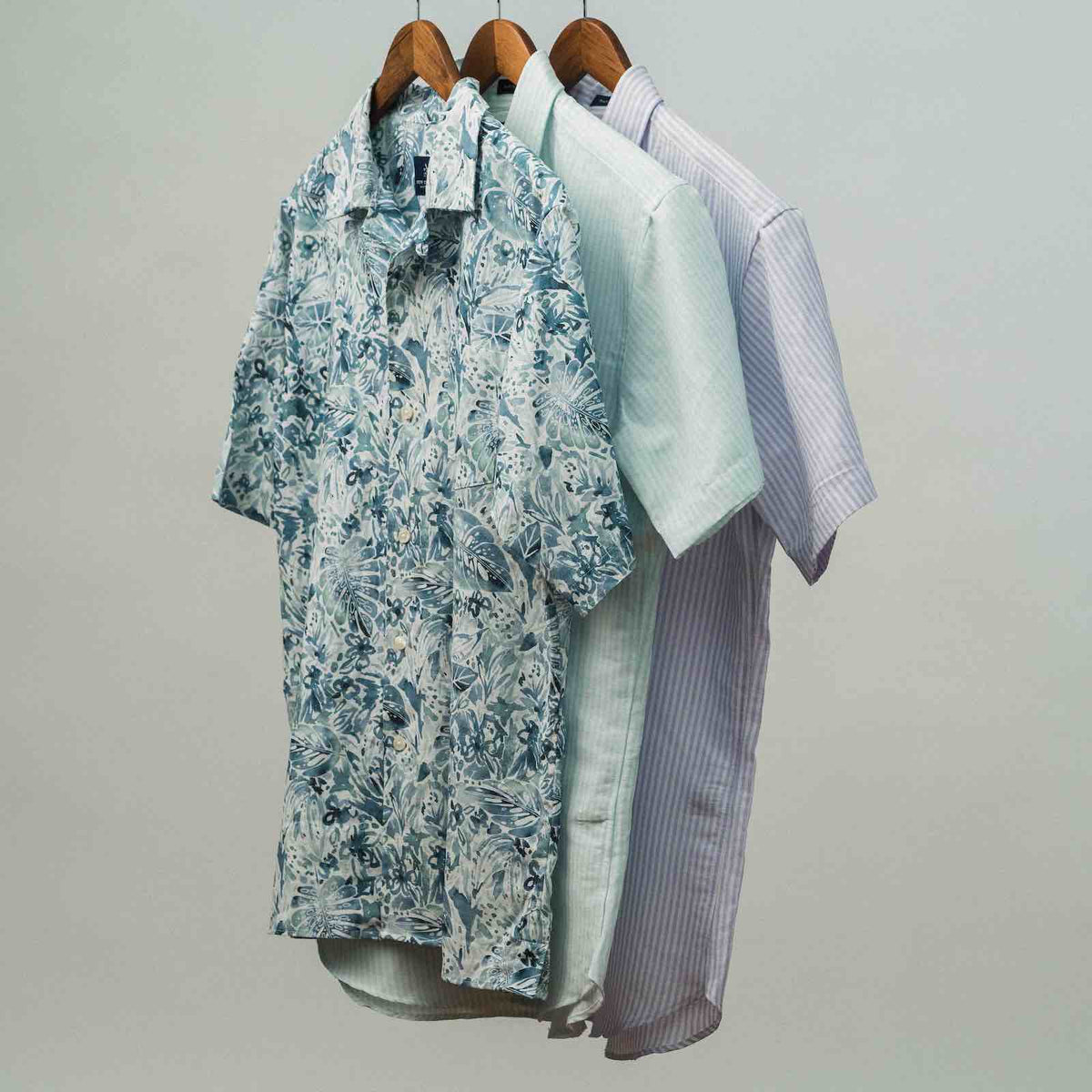 Short Sleeve Blue Floral Linen Camp Shirt